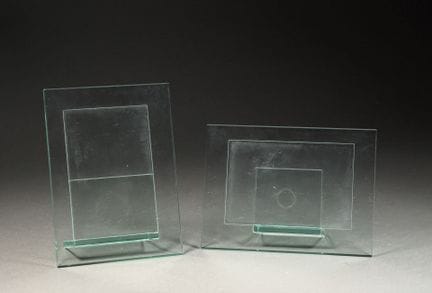 FONTANA ARTE, en el estilo de 
Dos MARCOS de fotos