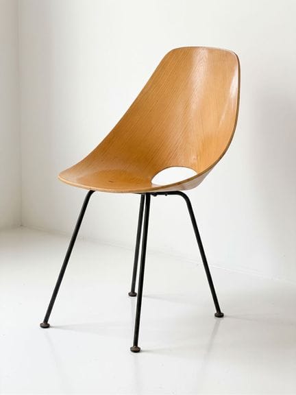 Vittorio NOBILI (1935–2008)
Medea Chair 
Black tub
