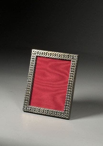 HERMES-Paris
CADRE photo rectangulaire le pourtour