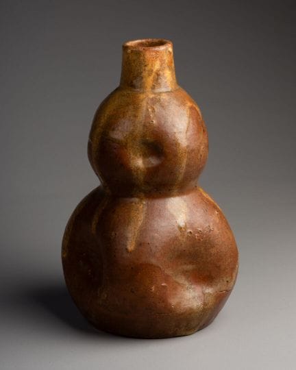 Arthur CRACO (1869-1955)
JARRÓN con forma de calab