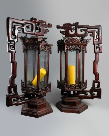 VIETNAM - Vers 1900
Deux lanternes hexagonales sur
