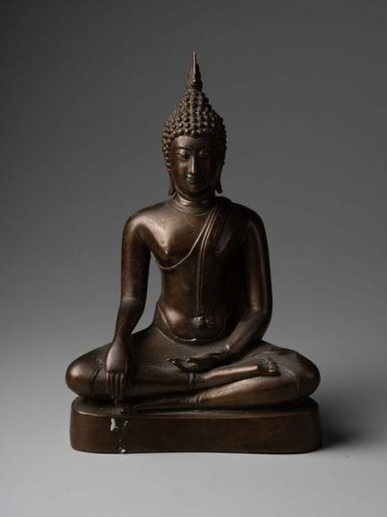 THAILANDE - XXe siècme
BOUDDHA 
Bronze patiné 
H. 