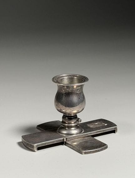 FABERGE
HAND CANDLE, with pivoting cruciform base 
