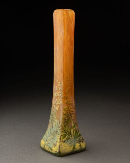 DAUM in Nancy 
Mimosa" VASE 
Features a long, squa