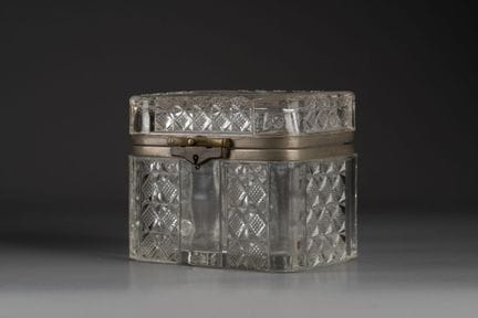 RUSSIA - 19th century COFFRET with rhombus motifs 