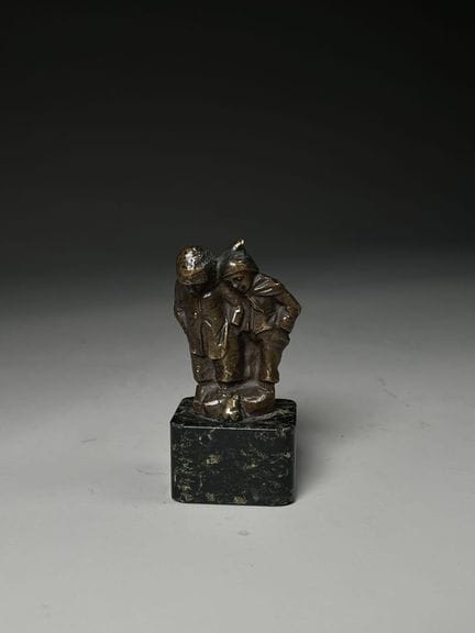 Ecole moderne
Deux écoliers à la grenouille
Sculpt