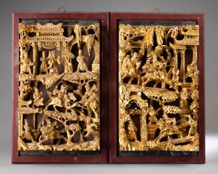 CHINE - XXe siècle
Deux RELIEFS ornementaux à déco