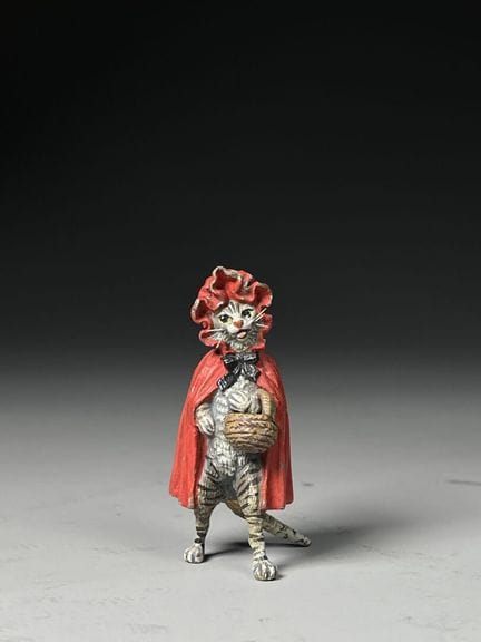 Bronze de Vienne
Chat Chaperon rouge à moustache
S