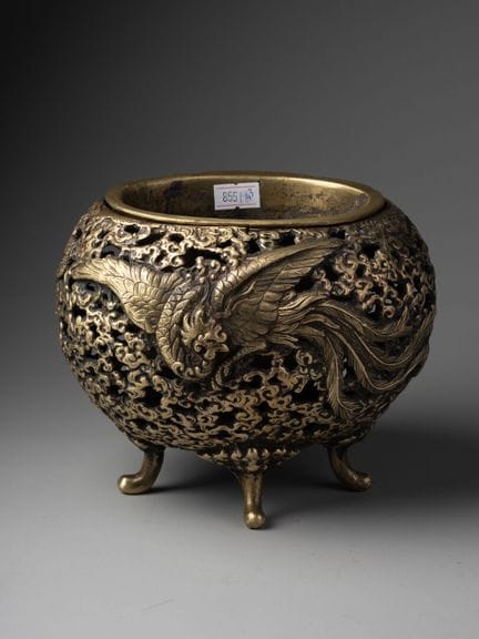 CHINE -XIXème siècle
BRULE PAFULM à décor de phœni