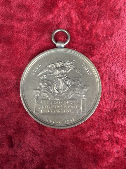 FRAIS 12 % - ITALIE — IIe Concours international d