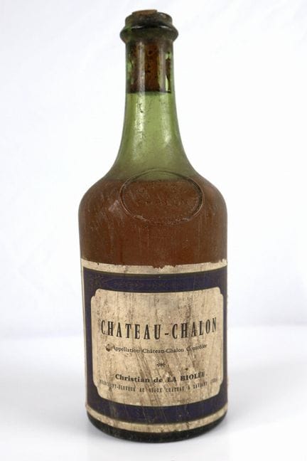 1瓶（克拉维林）1952年JURA夏图沙隆克里斯蒂安·德·拉·比奥莱（酒液液位至瓶肩中部，标签破损、