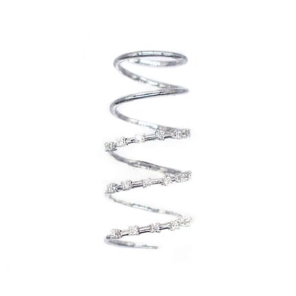 BAGUE en or gris 18K, entoure le doigt délicatemen