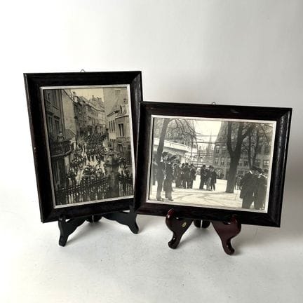 VOLONTARI. Ingrandimento fotografico su carta di u