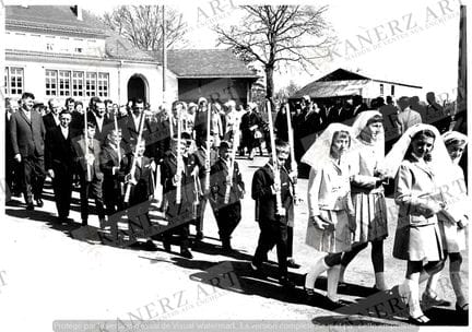 HUPPERDANGE.  Una foto stampa del villaggio di HUP