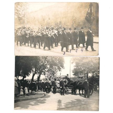 GUERRA I. 2 fototessere di un funerale nel 1918