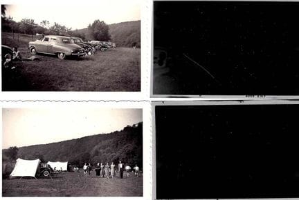 AUTO. Réunion de 2 photographies avec leur négatif