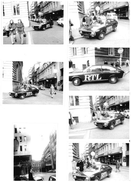 AUTO. Réunion de 8 photographies des rues de la vi
