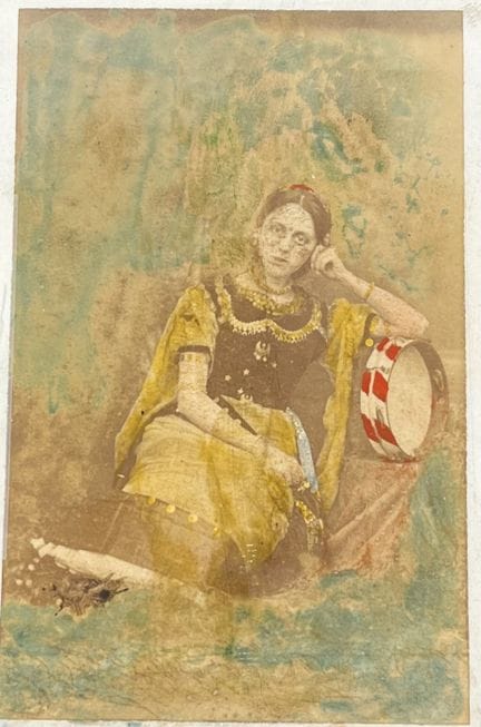 BERNHOEFT. Très intéressante photographie d'une gi