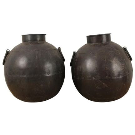 Pair vases Metal with spherical shape and handles 