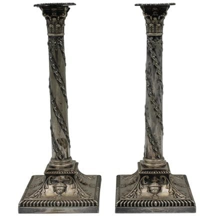 Paire de bougeoirs anciens de Sheffield, finement 