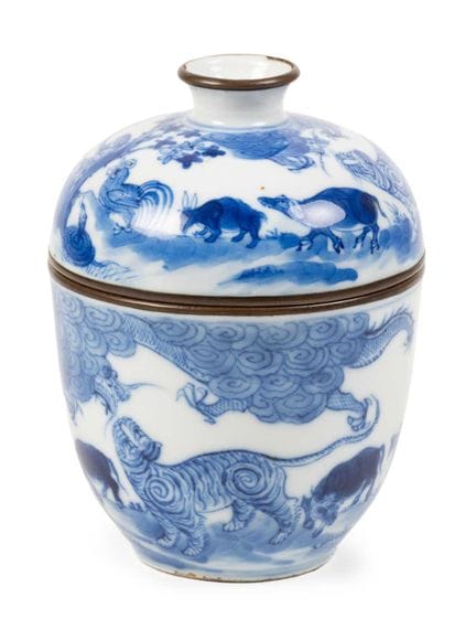Bol chinois en porcelaine « Boeu de Hue » à montur
