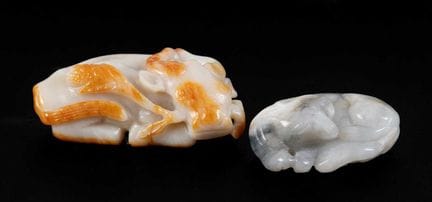 Buffle couché sculpté dans de l'agate, de style ch