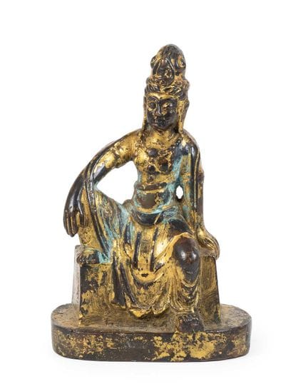 Statue chinoise en bronze doré représentant le bod