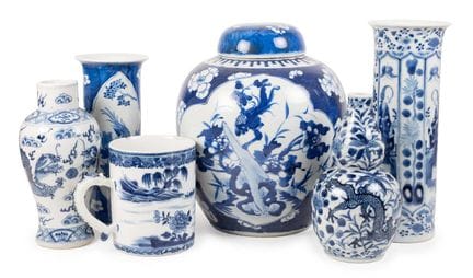 Un pot à gingembre en porcelaine chinoise avec cou