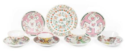 Une paire de soucoupes en porcelaine chinoise, épo