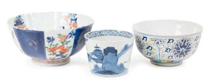 Un bol en porcelaine chinoise, période Kangxi, de 