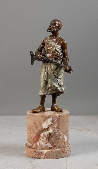Eine österreichische, kaltbemalte Bronzefigur eine