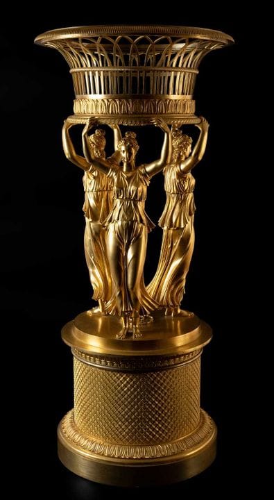 Ein Tischschmuckstück im französischen Empire-Stil