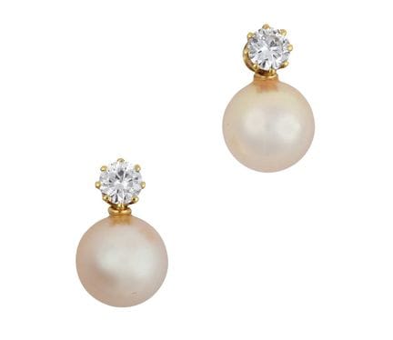 Coppia di orecchini in oro 18 carati con diamanti 