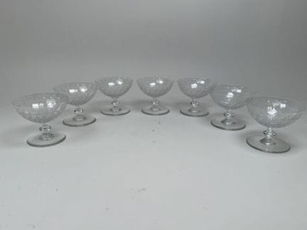 BACCARAT.
Modèle ROHAN.
Partie de service de verre