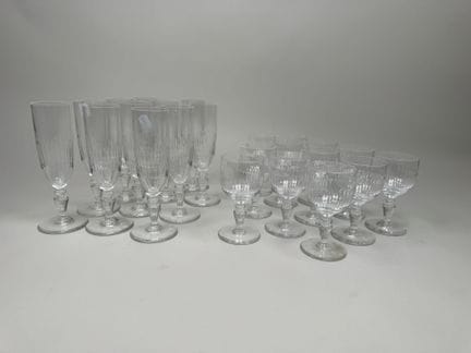 BACCARAT.
Modèle RENAISSANCE.
Partie de service de
