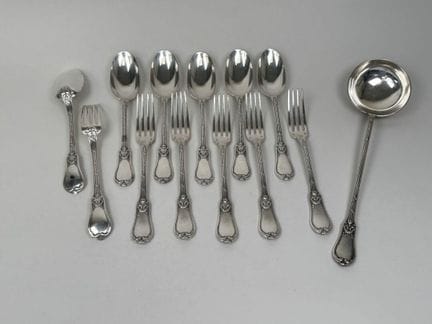 Besteckset aus 950/1000er Silber, Minerva-Punzieru