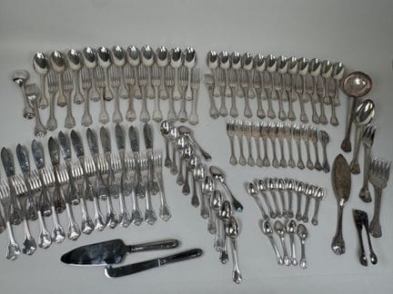 CARDEILHAC.
Umfangreiches Besteckset aus 950/1000e