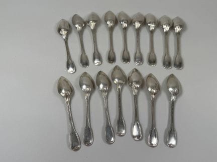 16 cucchiaini in argento 950/1000, punzone Minerva