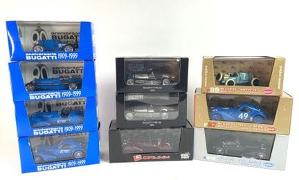 BRUMM 1/43e.
LIMITED Édition Anniversario BUGATTI 