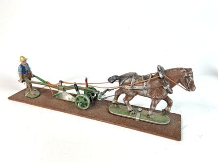 QUIRALU.
Alloy plow yoke.
Length: 24 cm.
(damaged)