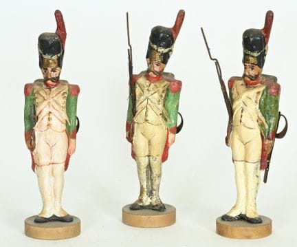 Three Imperial Guard Grenadiers in the style of Re