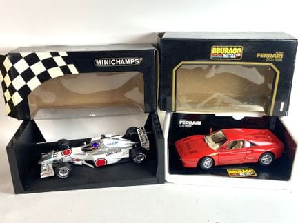 BURAGO 1/18e et MINICHAMPS.
- FERRARI GTO (1984).
