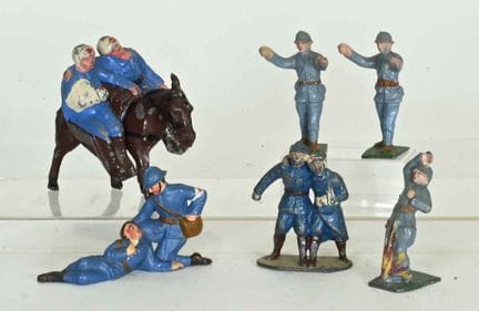 Lead and hollow lead; six figurines in blue unifor