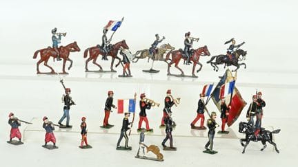 CBG, LEUCOTE, and others; a set of 22 lead figurin