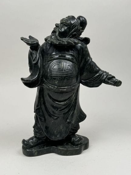ASIA, XX secolo.
Guerriero.
Figura scolpita in pie