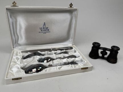 CHRISTOFLE.
MARLY model.
Christening set made of s