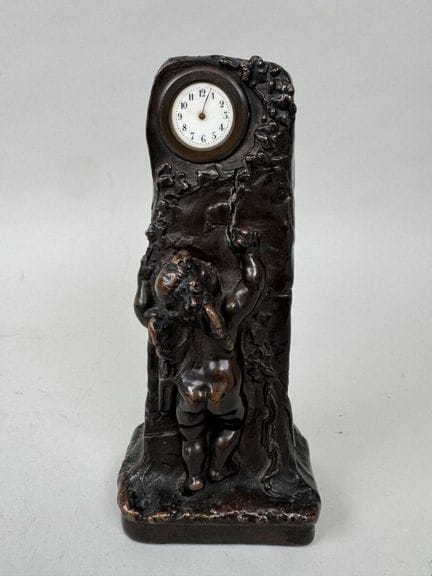 School, circa 1900.
Young Love.
Small sculpture se