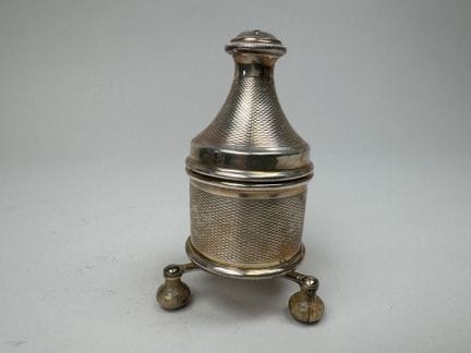 Société Anonyme, 30 Boulevard des Italiens, Paris.