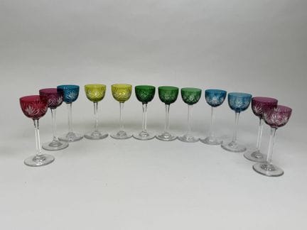 Set of 12 small liqueur glasses made of cut and co