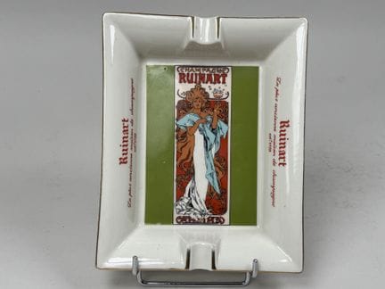 RUINART Champagne.
White glazed ceramic ashtray wi